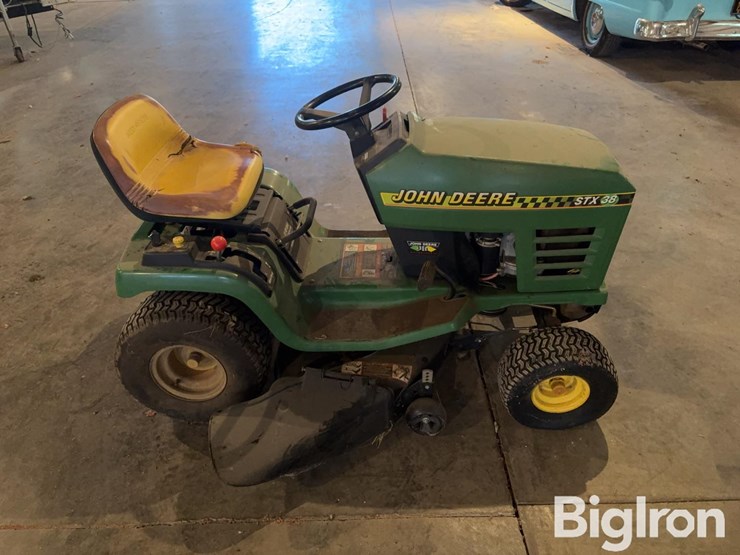 john-deere-stx38-image-4