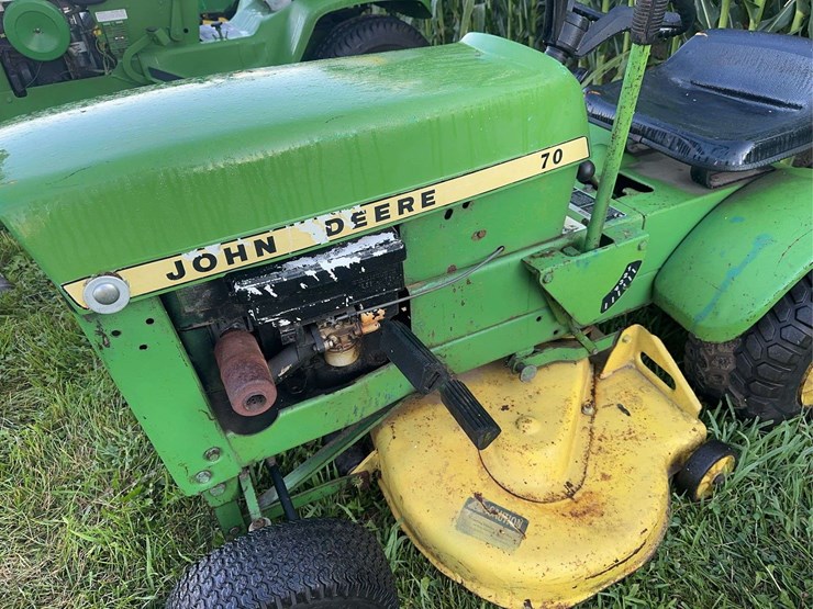 john-deere-70-image-6