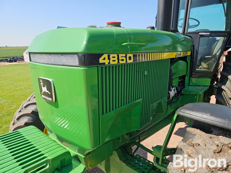 1985-john-deere-4850-image-11