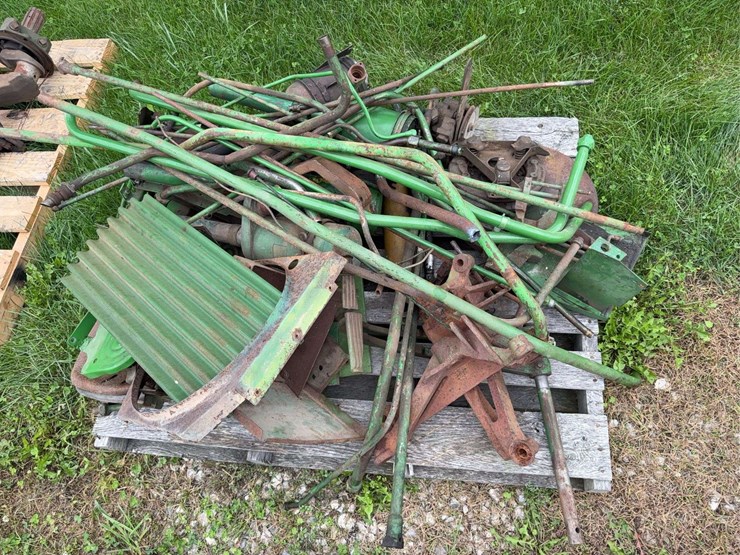 john-deere-dubuque-parts-image-1