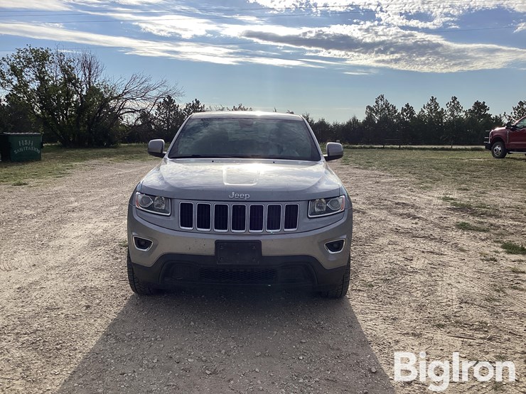 2014-jeep-grand-cherokee-laredo-image-2