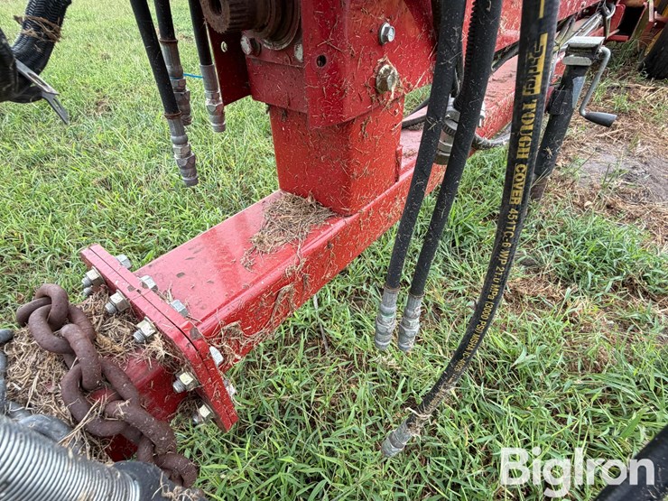 2012-new-holland-fp230-image-13