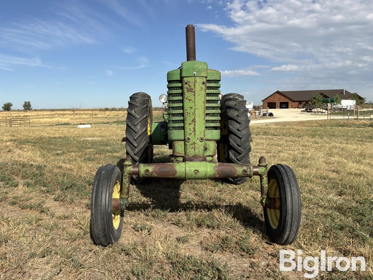 1952-john-deere-model-a-image-2