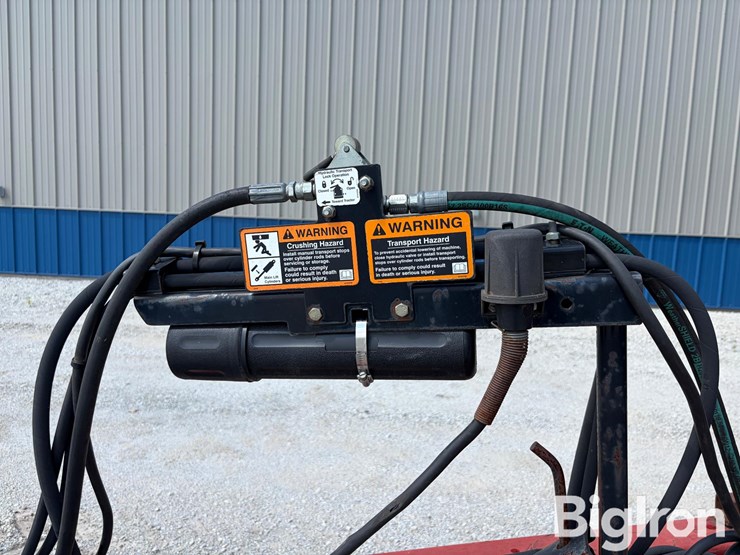 2011-case-ih-200-image-12