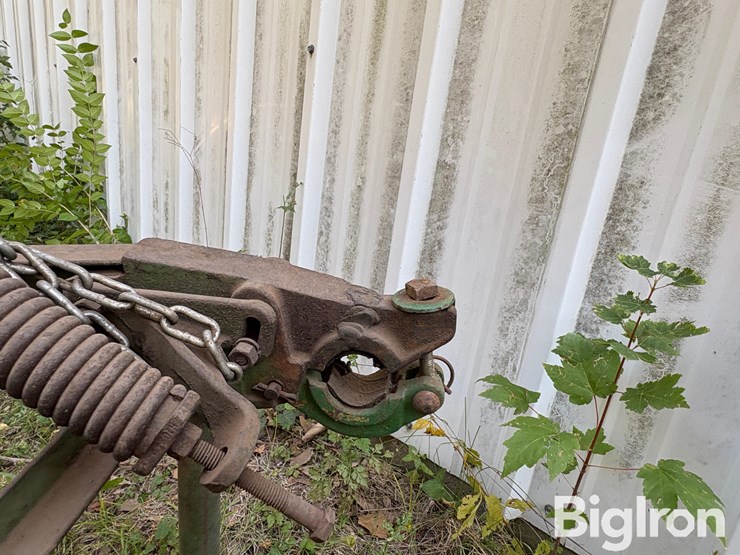 john-deere-no.8-image-17