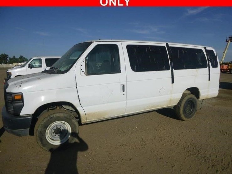 2008-ford-e350-image-1