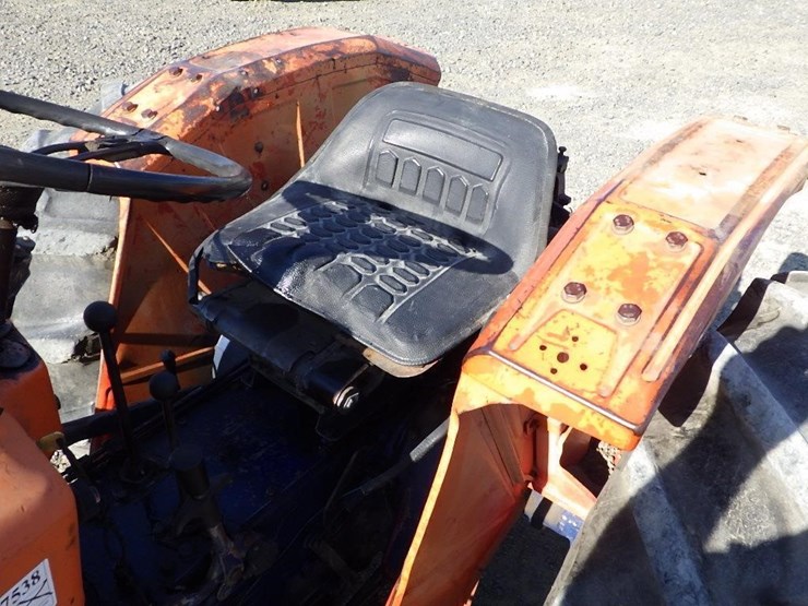 same-tractor-image-11