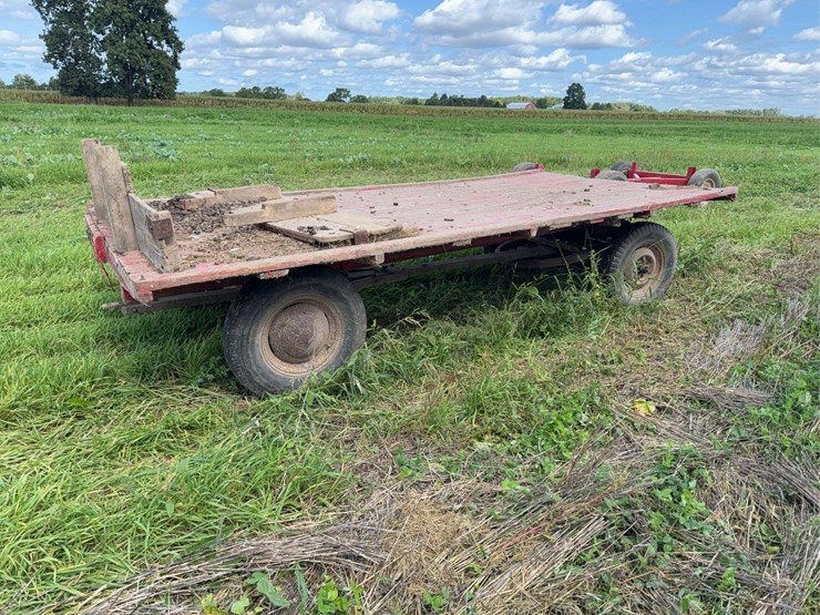 hay-wagon-image-2