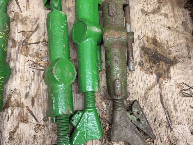 (3)-john-deere-center-links-image-1