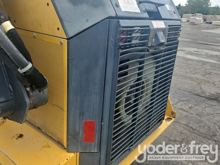 2019-deere-333g-image-24