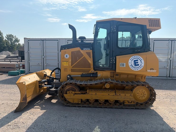 2021-deere-450k-image-2