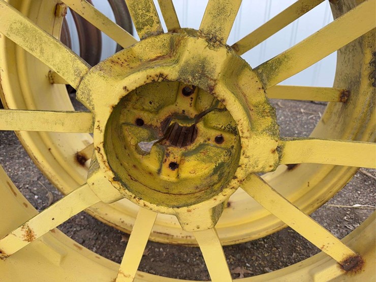 john-deere-36-image-6