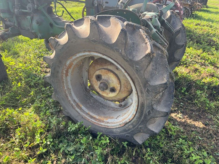 john-deere-420-image-11
