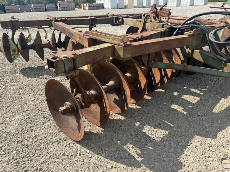 john-deere-15-image-4