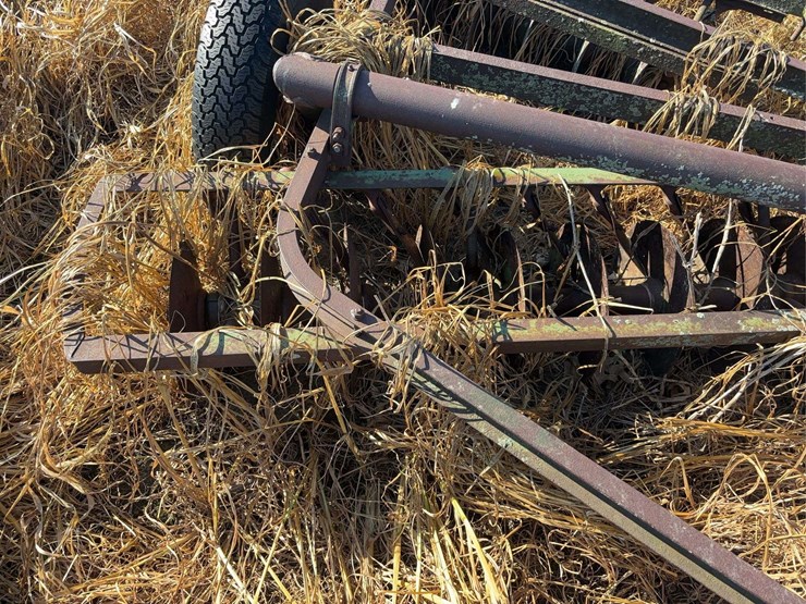 john-deere-11-image-14