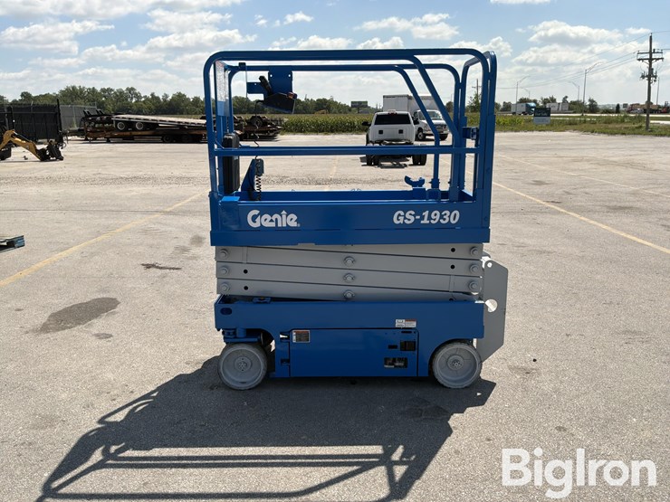 genie-gs1930-image-4