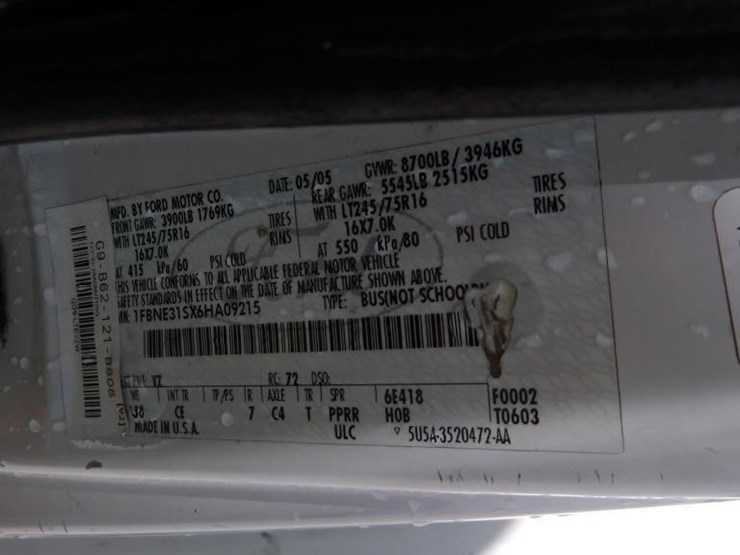 2006-ford-e350-image-24