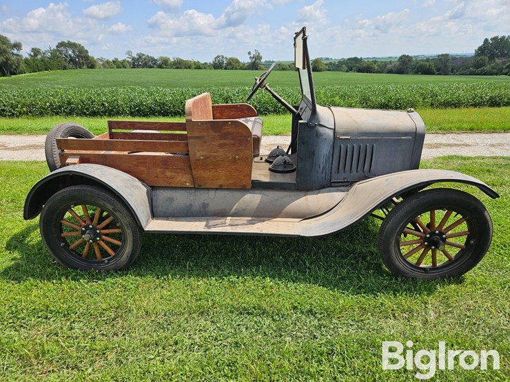 1924-ford-model-t-image-4