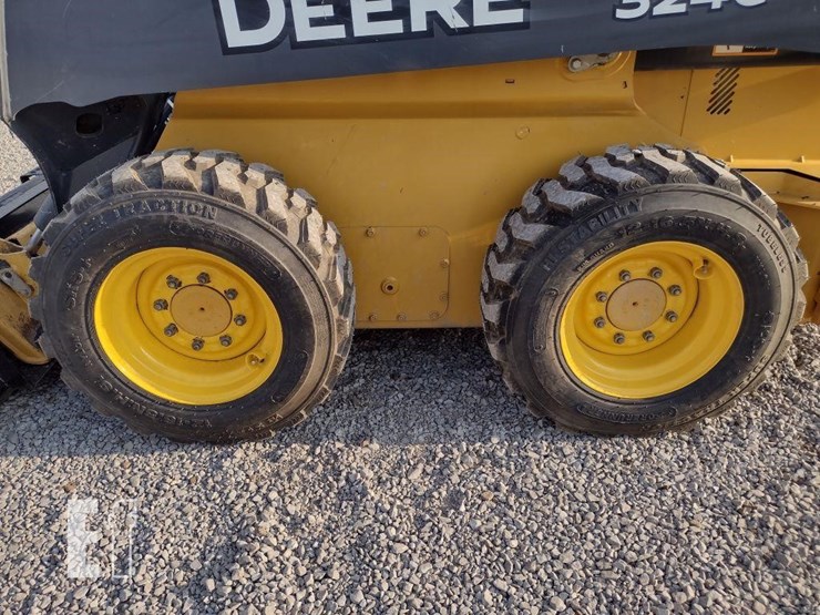 2019-deere-324g-image-14