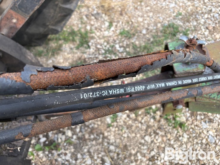 john-deere-1010-image-11