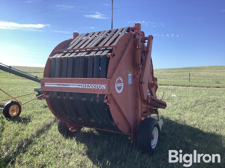 hesston-5800-image-5