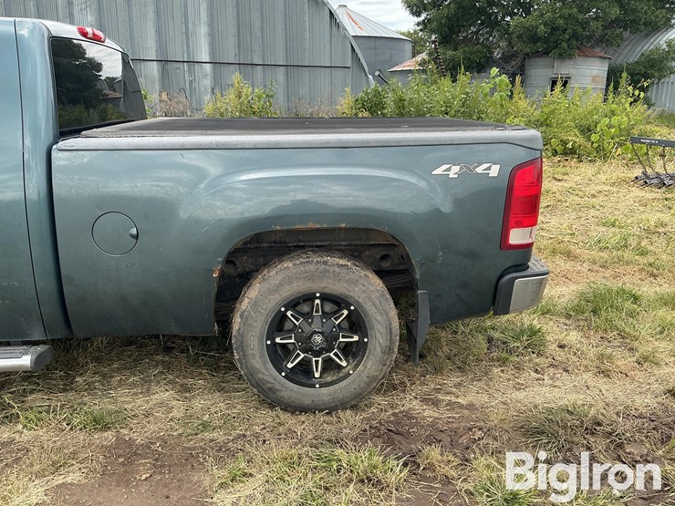 2009-gmc-1500-image-15