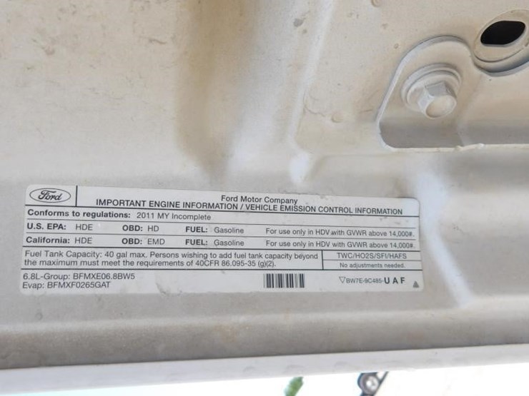 2011-ford-f550-image-11