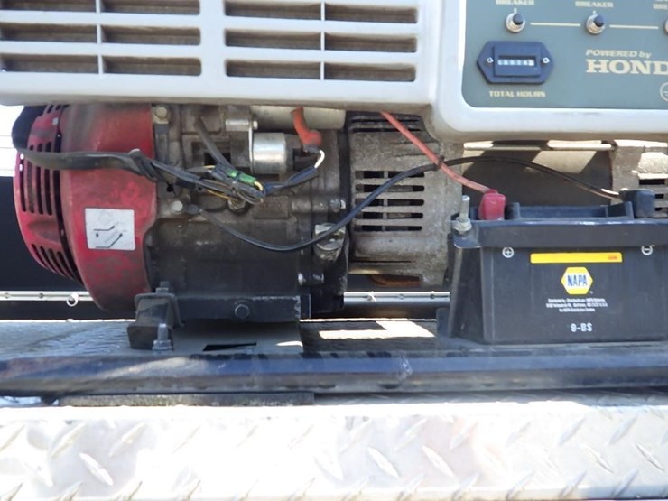 2011-ford-f550-image-42