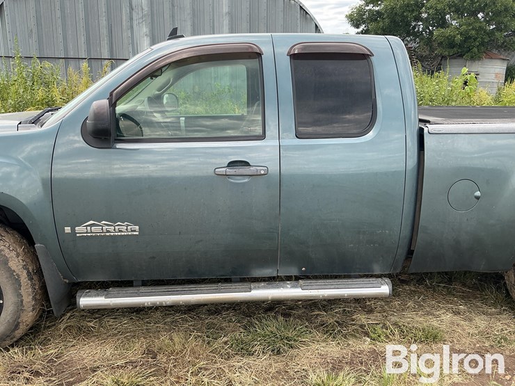 2009-gmc-1500-image-14