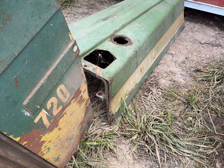 john-deere-720-image-5