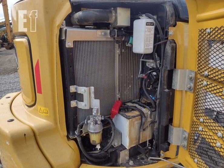 2021-deere-35g-image-33