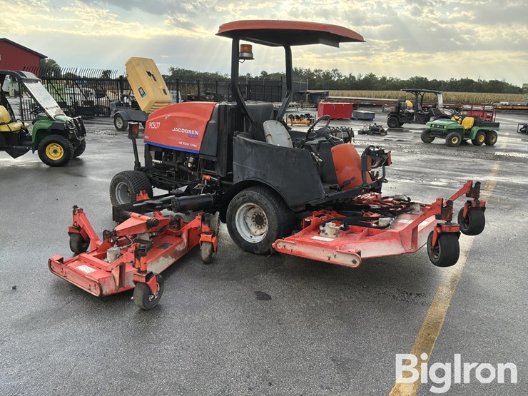 massey-ferguson-730-image-3