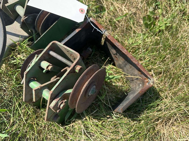 (2)-john-deere-mule-drives-image-3