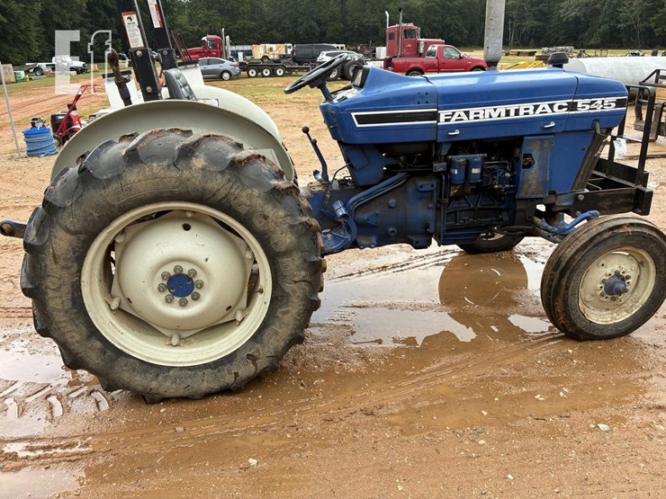 farmtrac-545-image-2