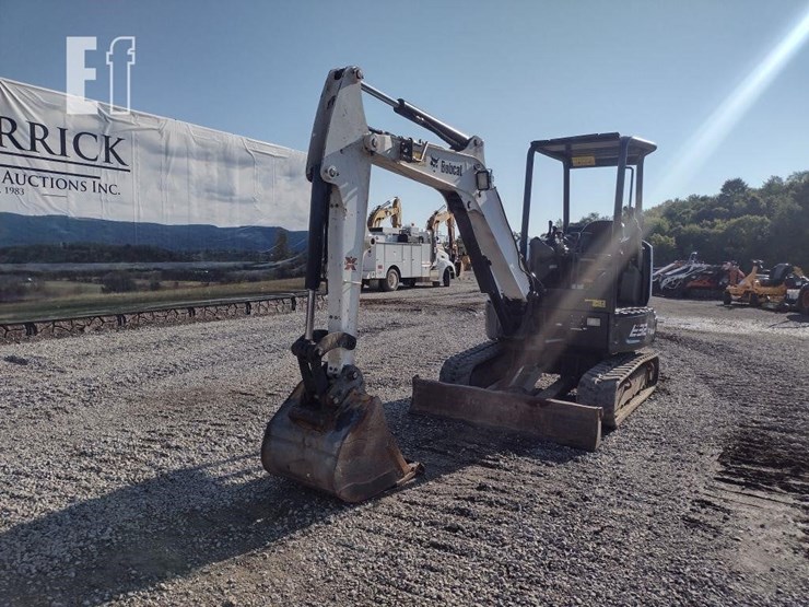 bobcat-e32-image-36