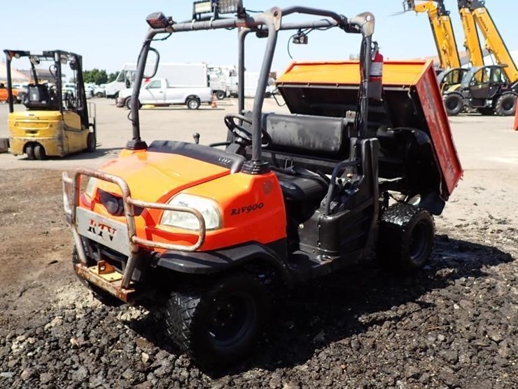 kubota-rtv900-image-1