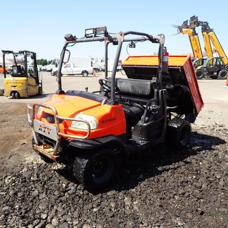 KUBOTA RTV900