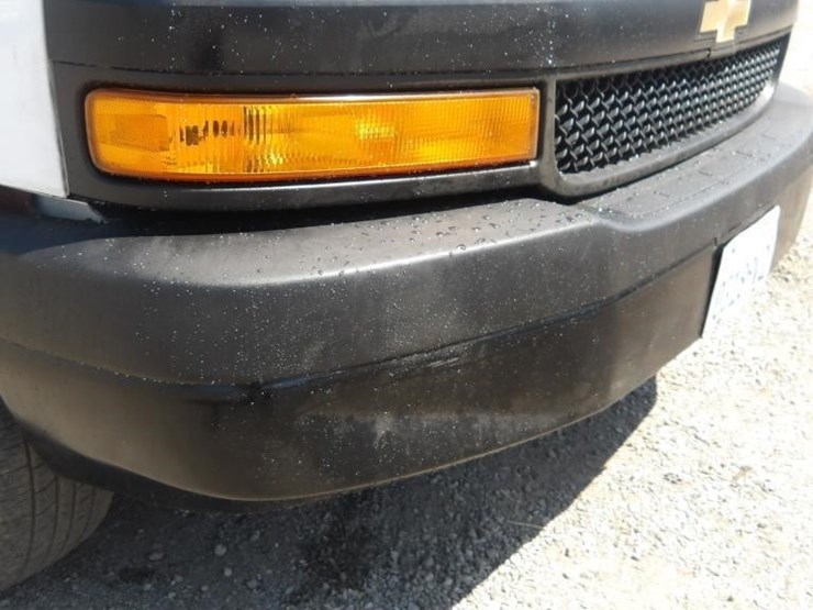2019-chevrolet-express-2500-image-7