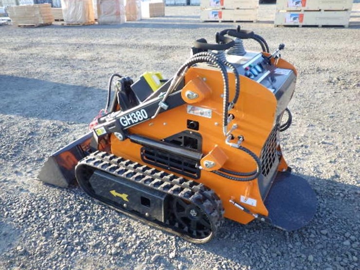 2026-aboss-gh380-skid-steer-tracked-loader-image-2