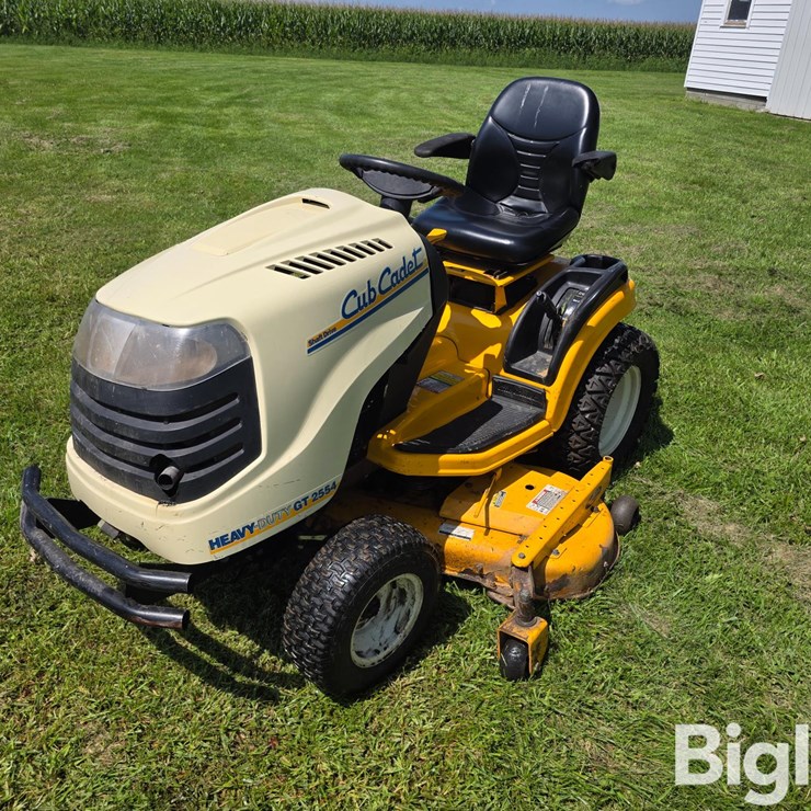 2006 CUB CADET GT2554