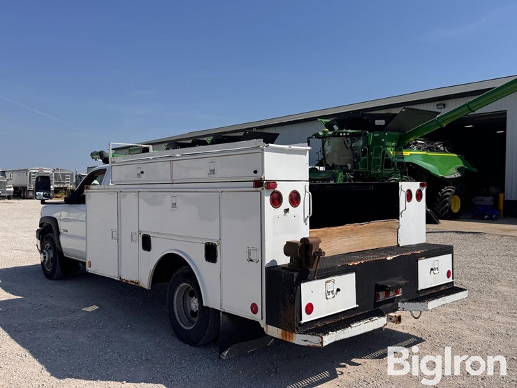 2006-chevrolet-silverado-3500-image-7