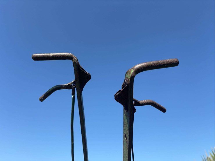 john-deere-14-image-12