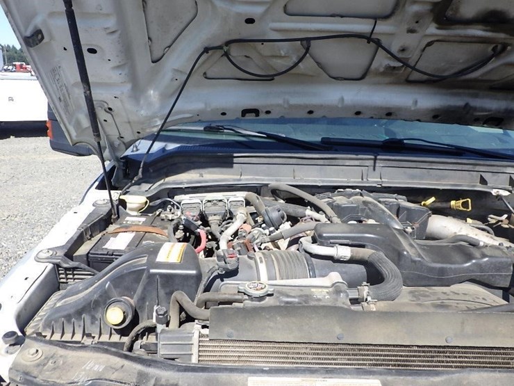 2011-ford-f550-image-48