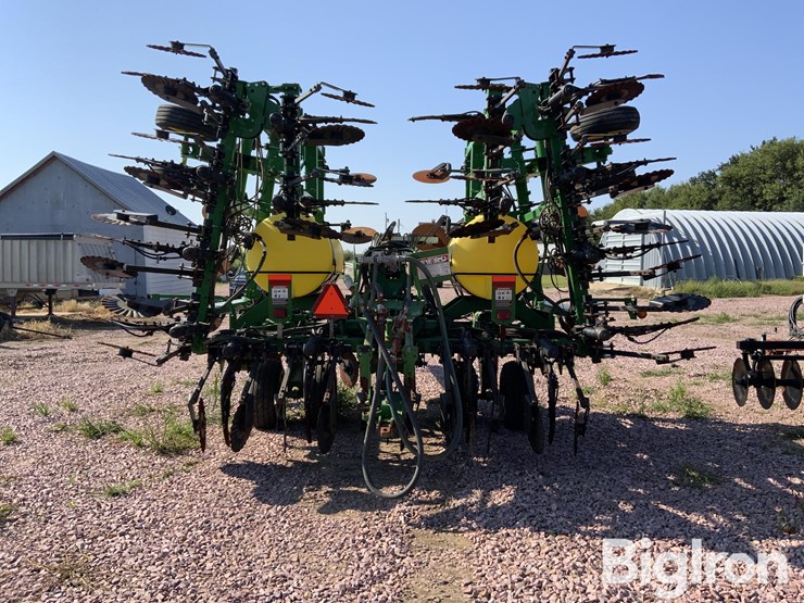 2014-john-deere-2510c-image-6