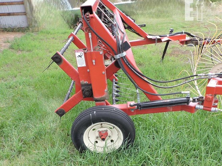h-&-s-hay-machine-ii-image-7