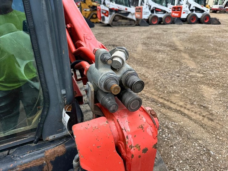 2018-kubota-svl95-2-image-12