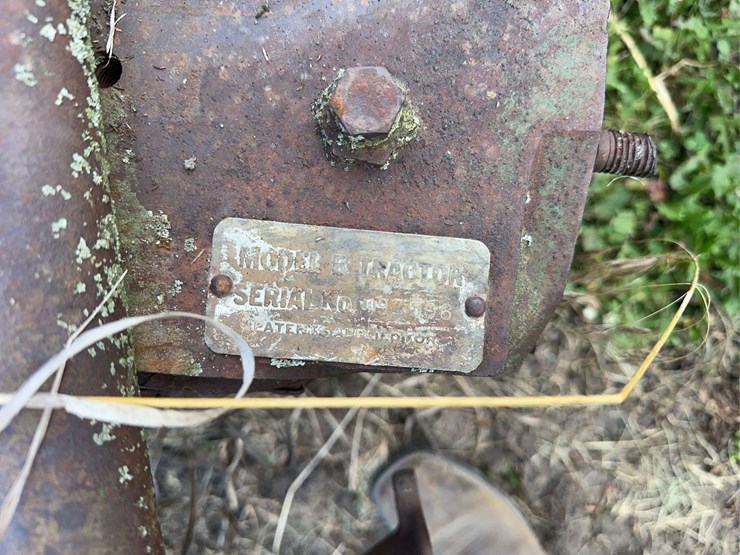 john-deere-b-rear-end-image-7