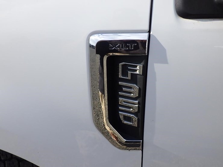 2018-ford-f350-image-12