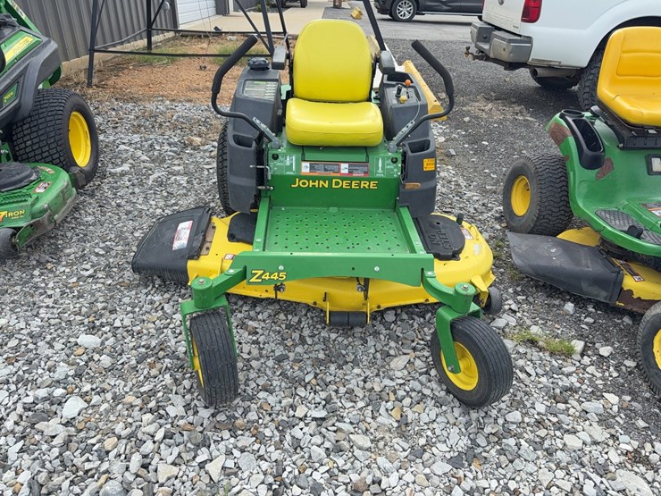 john-deere-z445-image-3