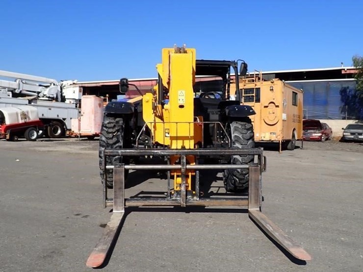 2018-jcb-509-42-image-7